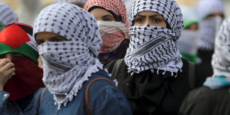 d50b0e9d7edf422f9428a59f056d8d80_18