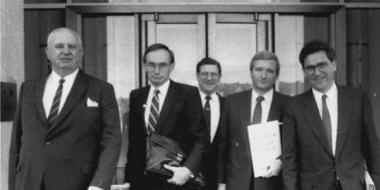 In the above photo were Deputy NSW Premier Wal Murray; NSW Leader of the Opposition Bob Carr; Newcastle Lord Mayor John McNaughton; Premier of NSW Nick Greiner; and myself, pictured outside Parliament House Canberra on 4 August 1989. (Picture taken by Fairfax’s David Bartho.)
