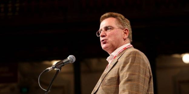 Michael Easson speaking at the 2015 NSW ALP Conference. Michael Easson speaking at the 2015 NSW ALP Conference.