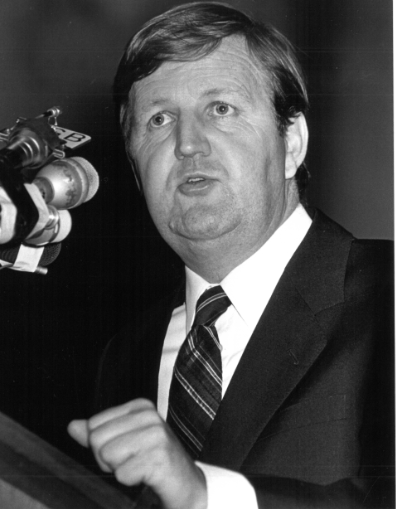 Above and below: Barrie Unsworth addressing delegates at the 1984 Annual General meeting of the Labor Council of NSW in the Sydney Town Hall auditorium. Photo: from Michael Easson papers, Noel Butlin Archives, Menzies Library, Australian National University.