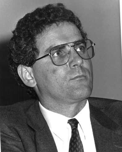 Listening to a speaker at the 1990 Labor Council Annual General meeting. Photo: from Michael Easson papers, Noel Butlin Archives, Menzies Library, Australian National University.